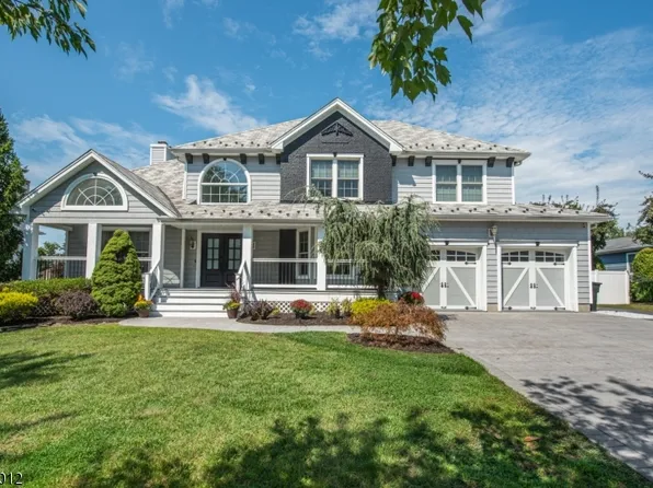 9 Alexandria Dr, East Hanover Twp., NJ 07936