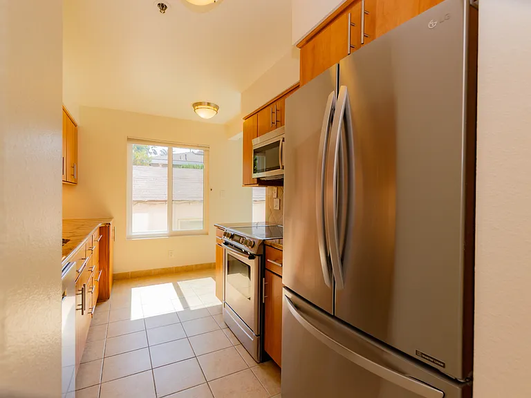 457 Coast Blvd #201 — Photo 10