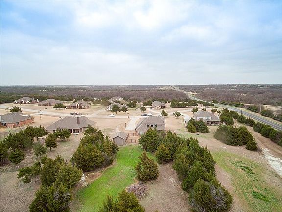 5th image of 115 Stone Field Ct