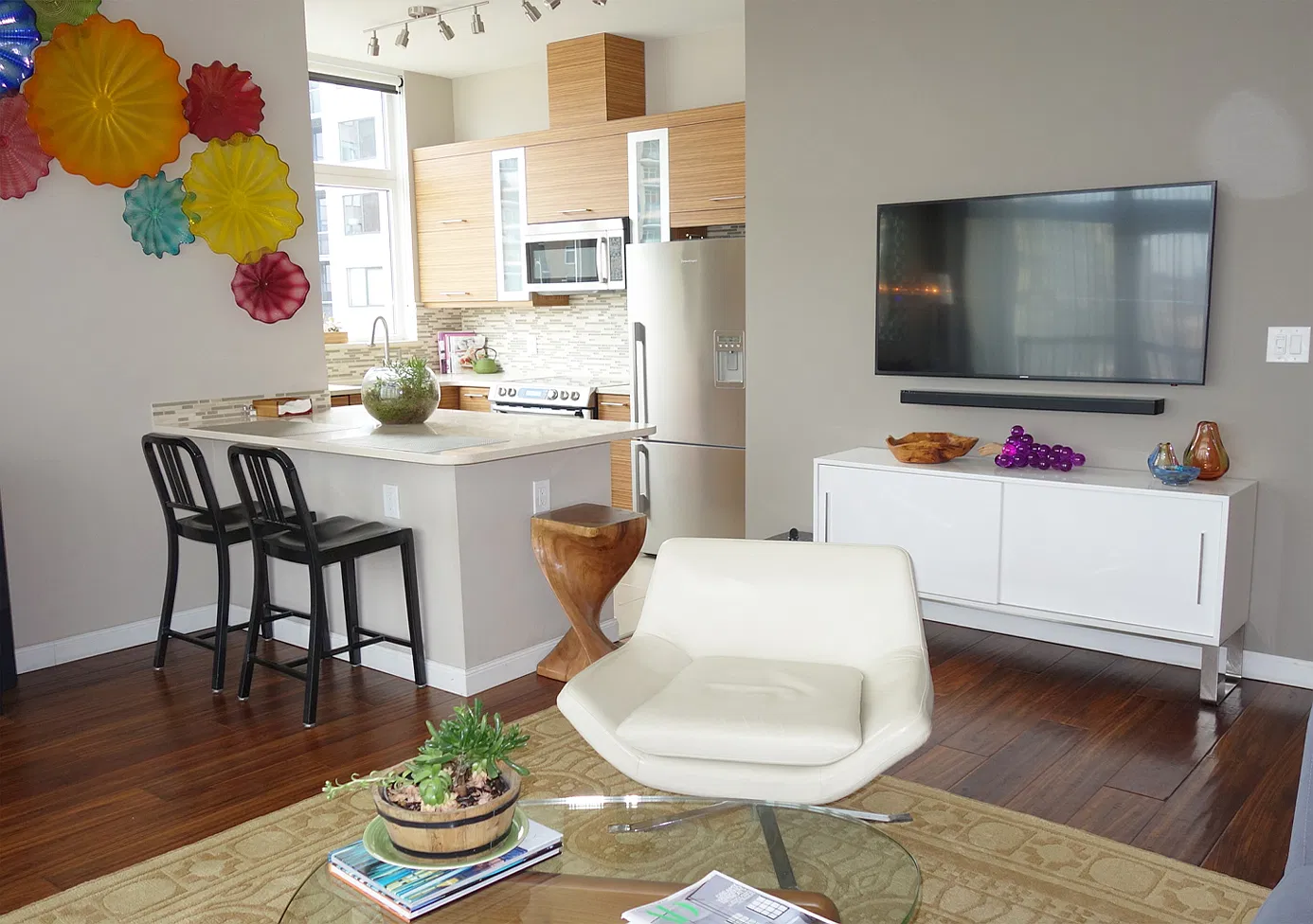 1 bed, 680 sqft, $2,700 — Photo 2