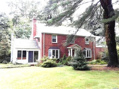 26 Hicks Lane, Old Westbury, NY, 11568