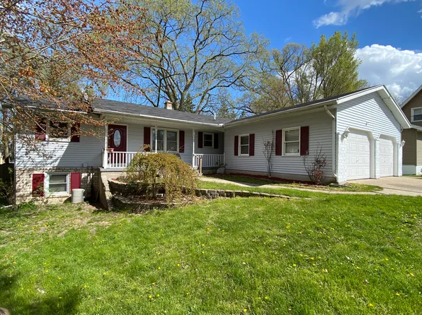 3016 Byron Center Ave SW, Wyoming, MI 49519