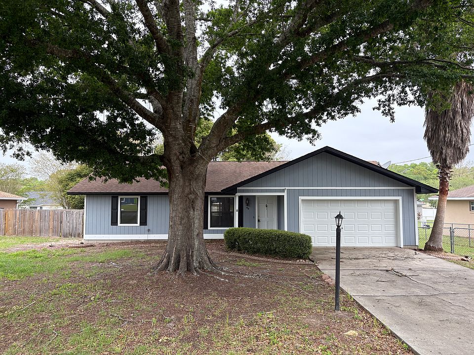 1st image of 49 Banyan Dr