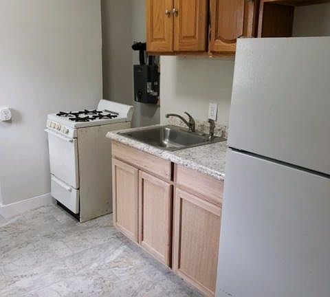 3rd image of 17 W Charity St Unit B