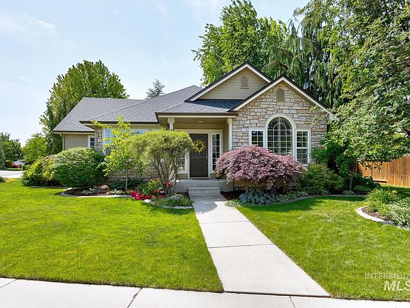2nd image of 9407 W Pebblestream Dr