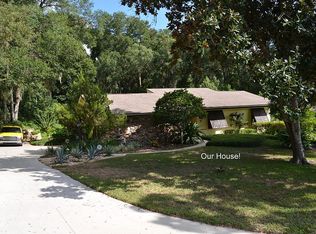 1217 W Crooked Lake Pl, Eustis, FL 32726