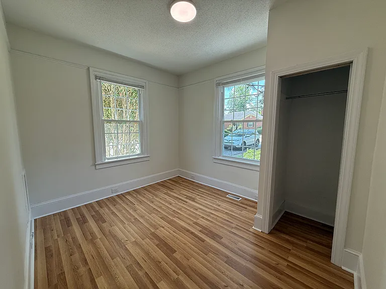 446 Stanley Ave — Photo 15