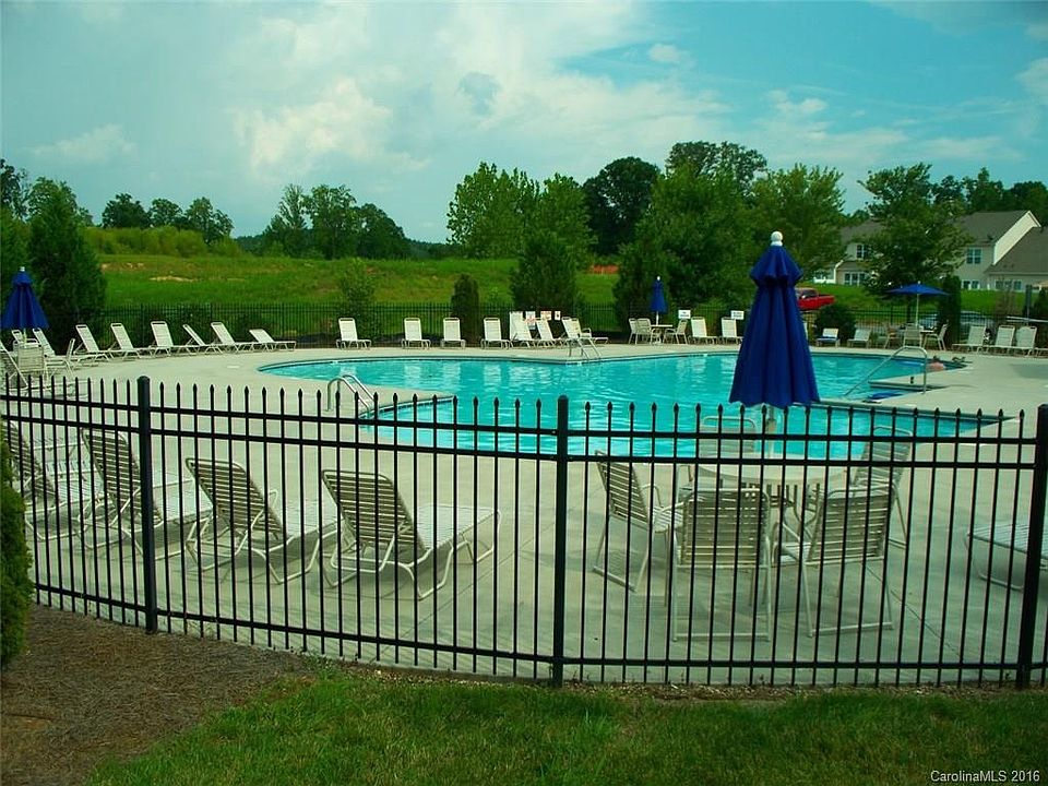 2nd image of 221 Misty Knoll Ln #156