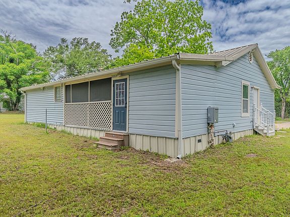 4th image of 208 Lee Ivie Ln