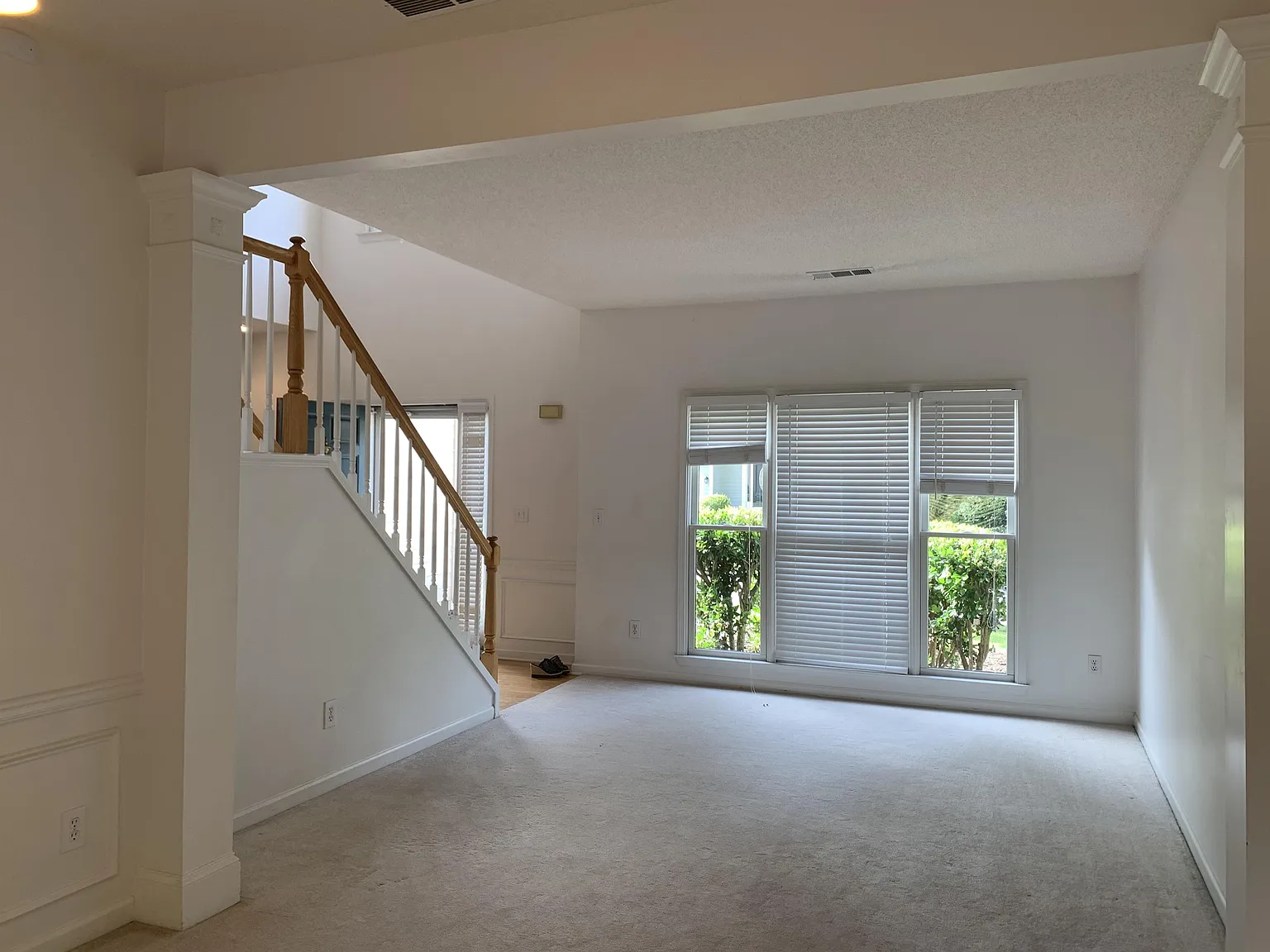 10730 Glenbarr Drive - 1 — Photo 4