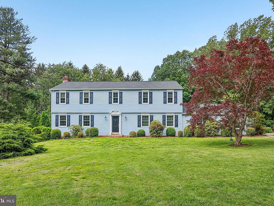 1st image of 114 Sylvan Dr
