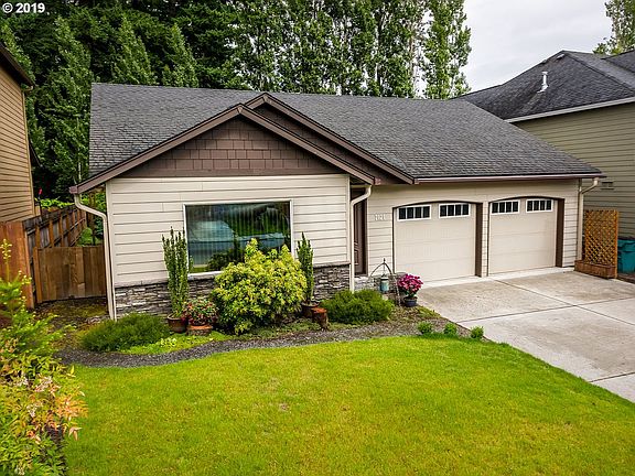 2nd image of 7121 NE 28th Ave