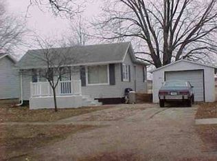 304 Carroll St, Sanborn, IA 51248