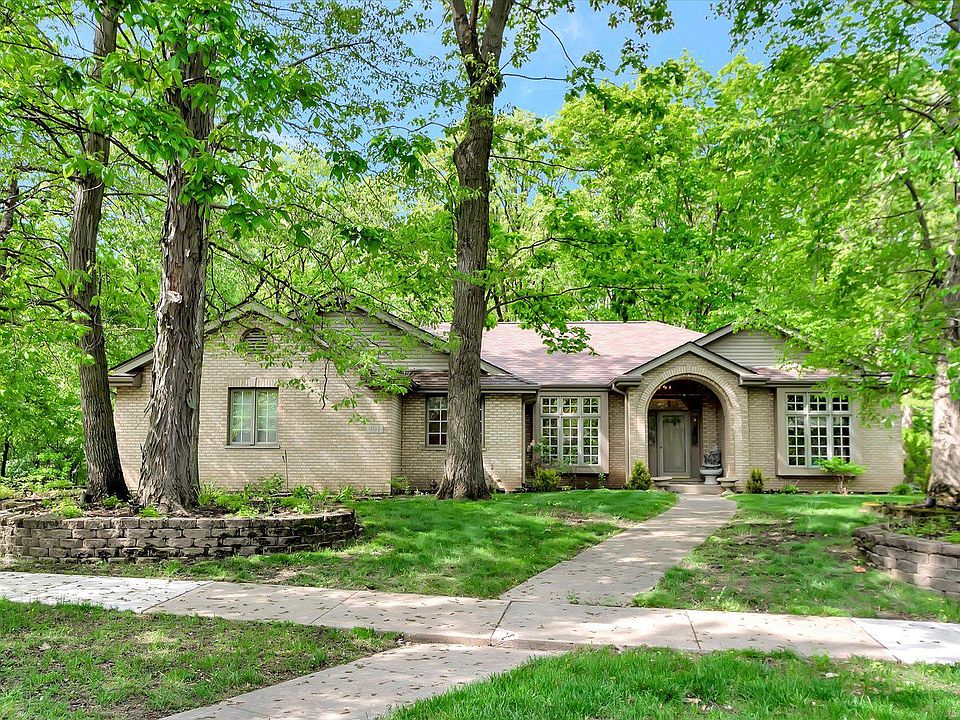 1st image of 401 Ashley Dr