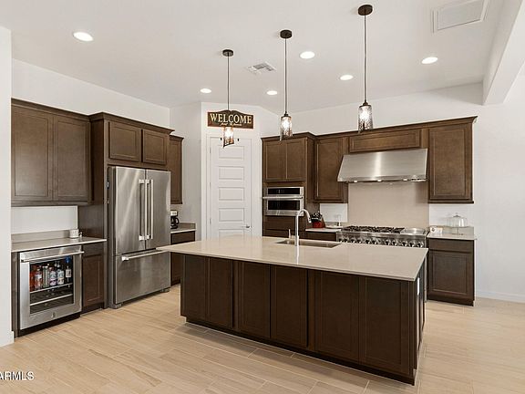 3rd image of 25540 N 174TH Avenue