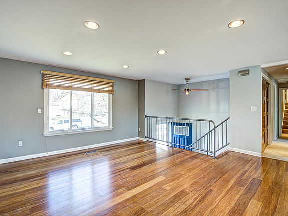 4th image of 3044 Burchlawn St