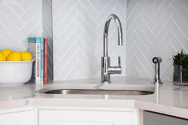 Sold by Bold New York | media 26