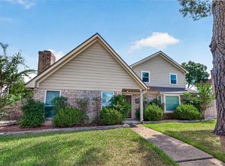 8326 Tiger Ln, Houston, TX 77040