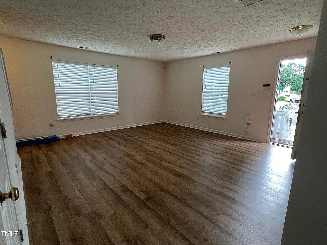 5412 Suda Dr — Photo 3