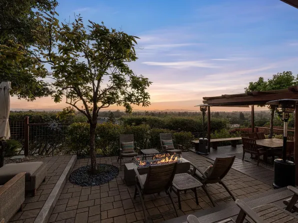1616 Deer Run, Santa Rosa, CA 95405