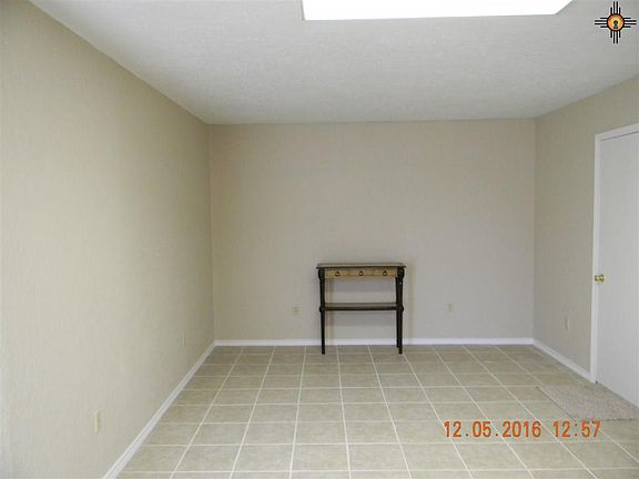5th image of 1424 Westchester St