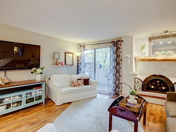 5th image of 1366 N Garfield St APT 209