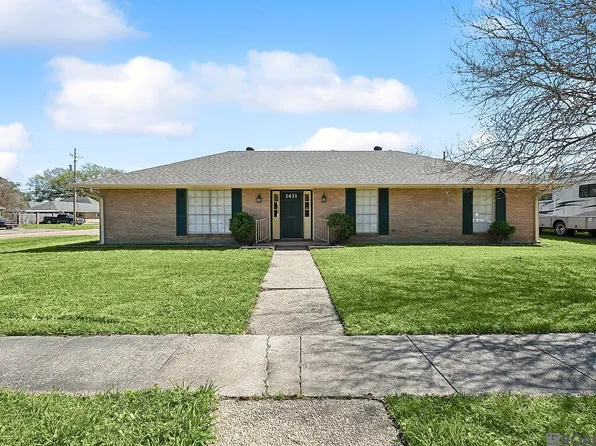 1431 Wellington Dr, Baton Rouge, LA 70815