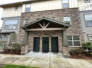 8858 NE Brentford Way, Beaverton, OR 97006