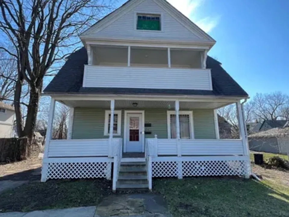 220 Lake Ave #DOWN