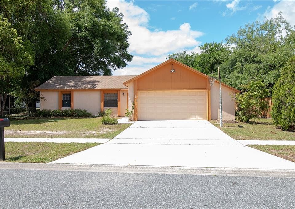 1st image of 703 Lancewood Dr