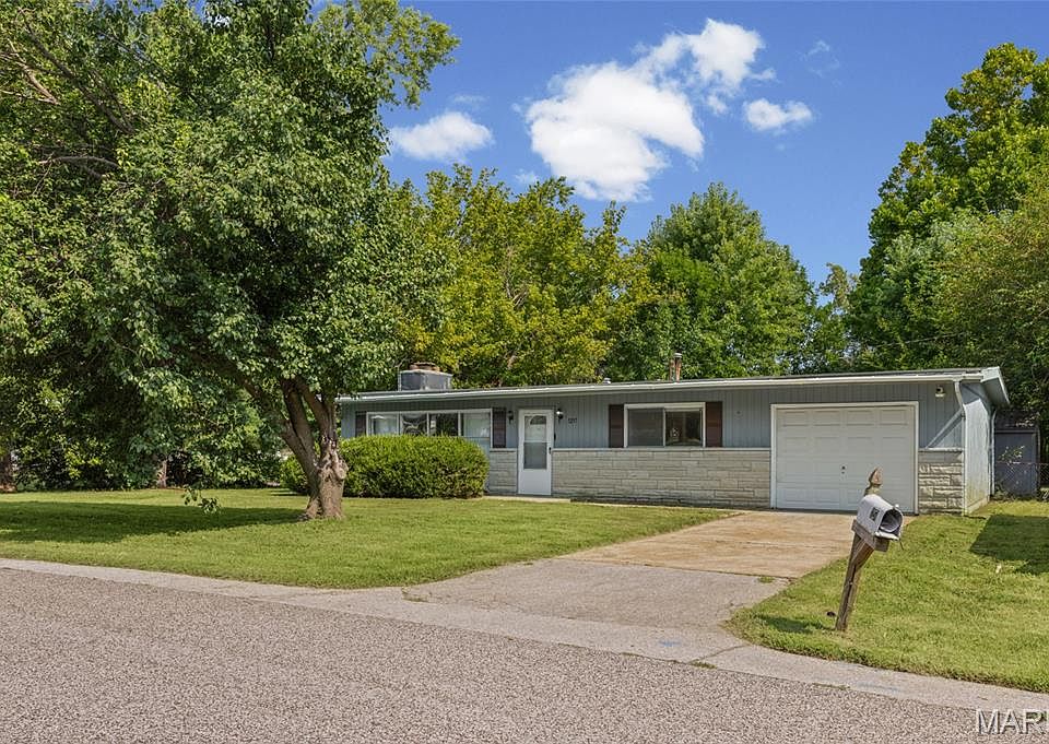 1st image of 1251 Cove Ln
