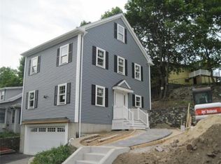 221 Pine Hill Cir, Waltham, MA 02451