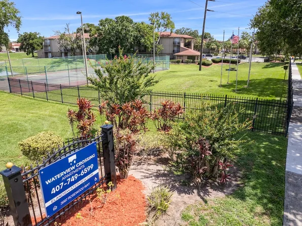 Waterview Crossing Apartments, 3997 Rosewood Way, Orlando, FL 32808