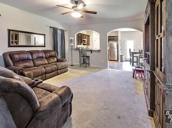 5th image of 438 Cypress Garden Dr