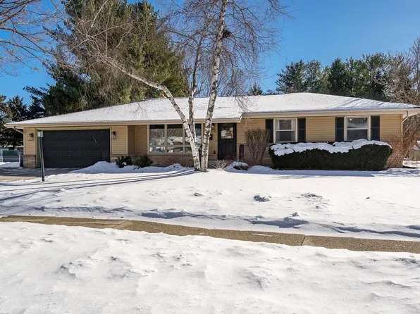 2910 Rutledge Avenue, Janesville, WI 53545