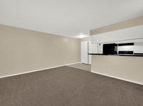7211 Atwell Dr