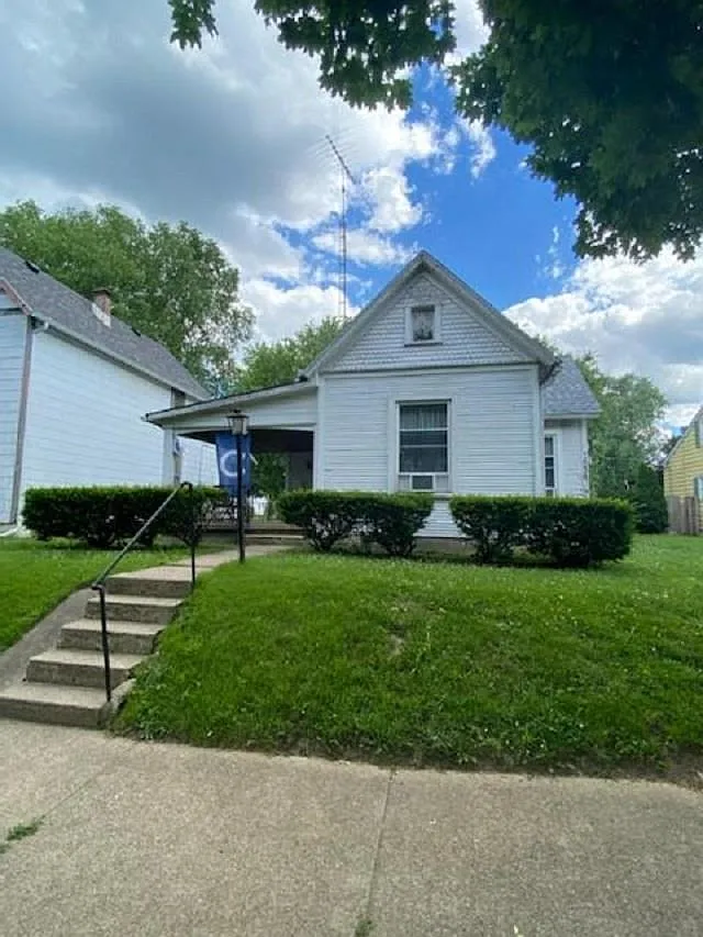 415 Randolph St photo 1