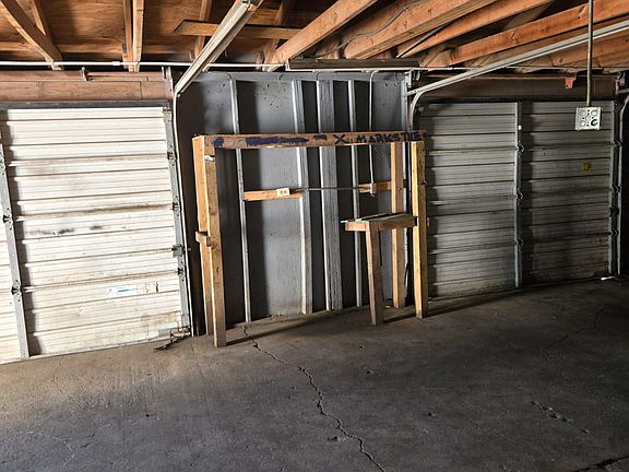 3rd image of 1271 New Laredo Hwy