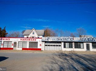 29 W High St, Clayton, NJ 08312