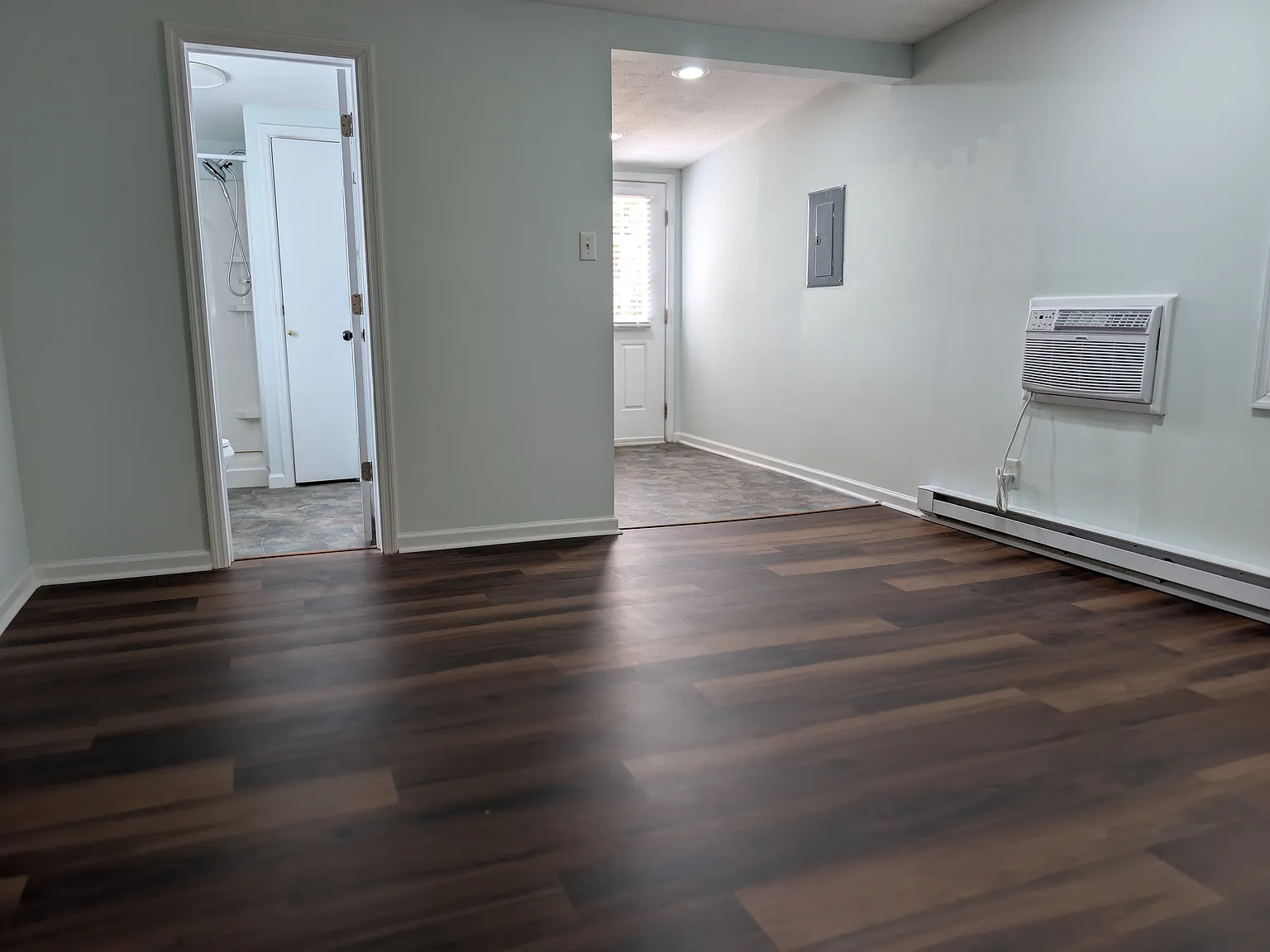 1 bed, 780 sqft, $1,350 — Photo 1