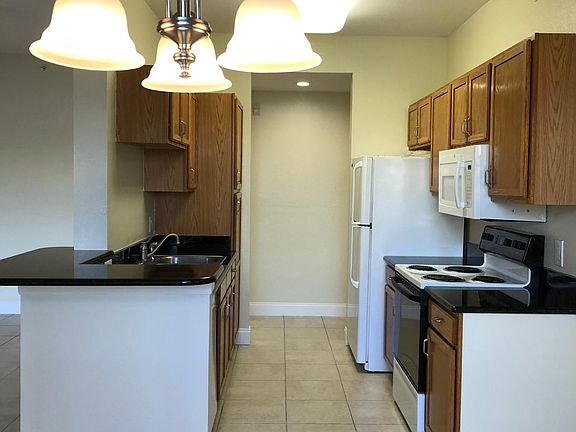 2nd image of 7905 Preserve Cir APT 114