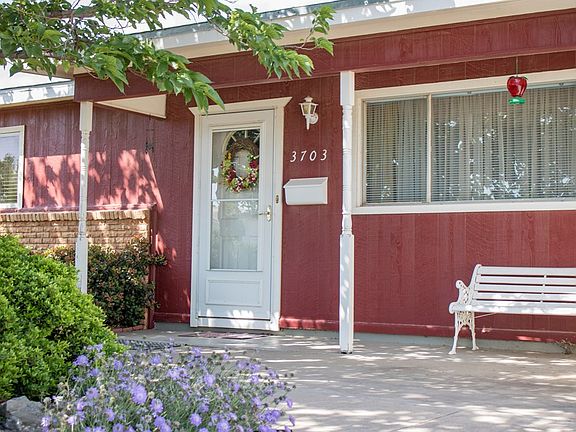 3rd image of 3703 Spruce Ave