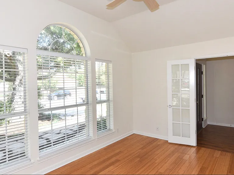 15001 Calaveras Dr — Photo 16
