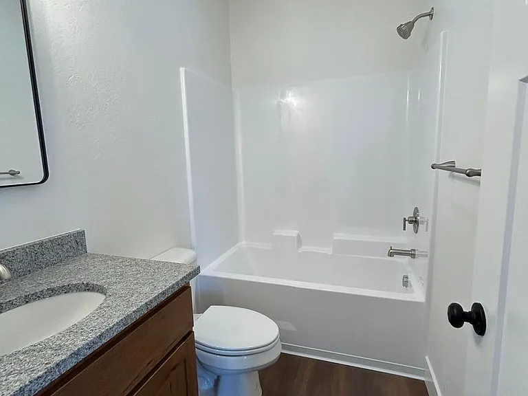 203 Amusement Ave — Photo 25