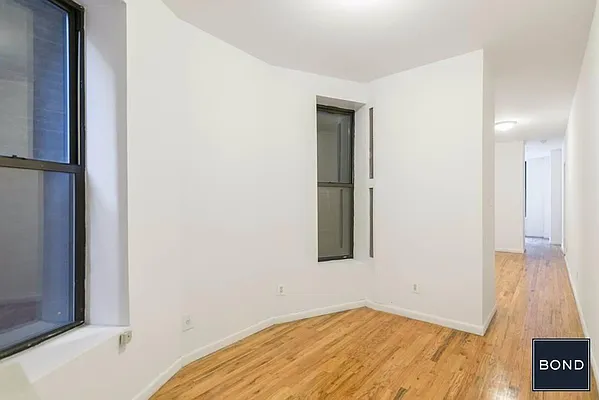 Rented by Bond New York | media 18