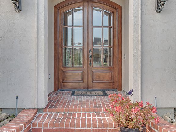 4th image of 1003 Osprey Dr