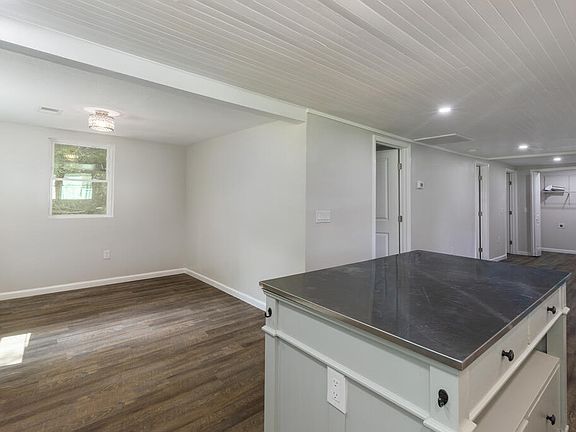 5th image of 1172 Macktown Rd