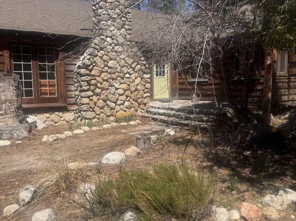 54330 S Circle Dr, Idyllwild, CA 92549