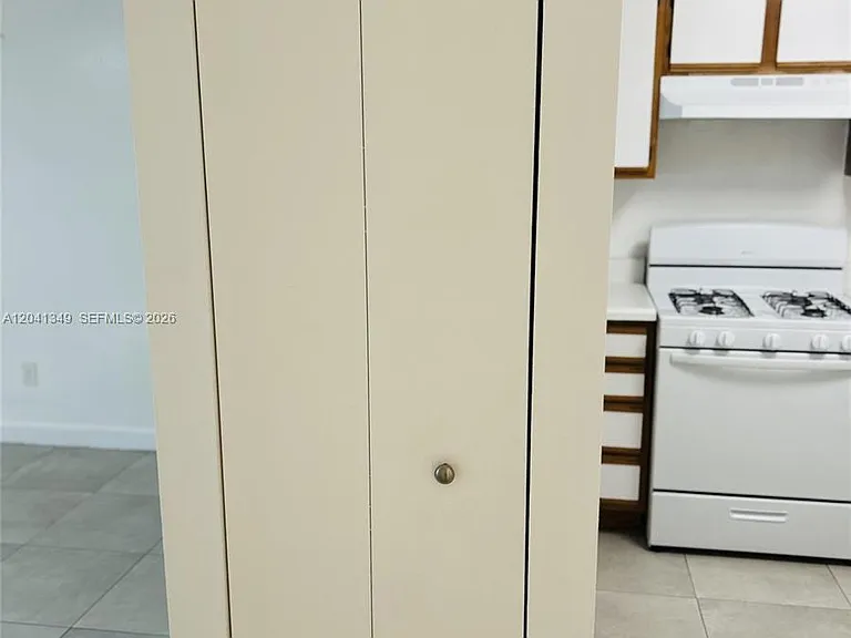 15325 SW 106th Ter #614 — Photo 6
