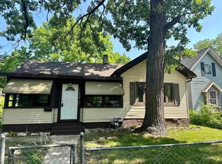 1123 Chestnut St, Rockford, IL 61102